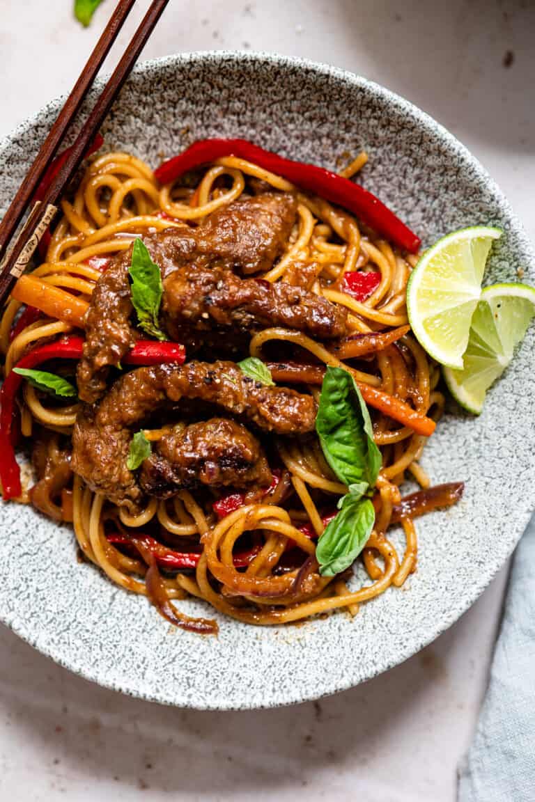 beef in oyster sauce with noodles