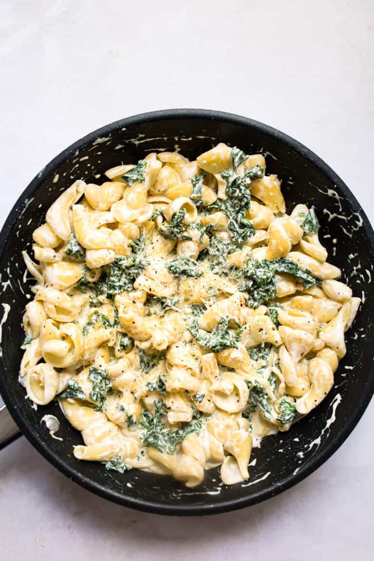 20 Minute Creamy Kale Pasta (Easiest pasta recipe ever!) Savvy Bites