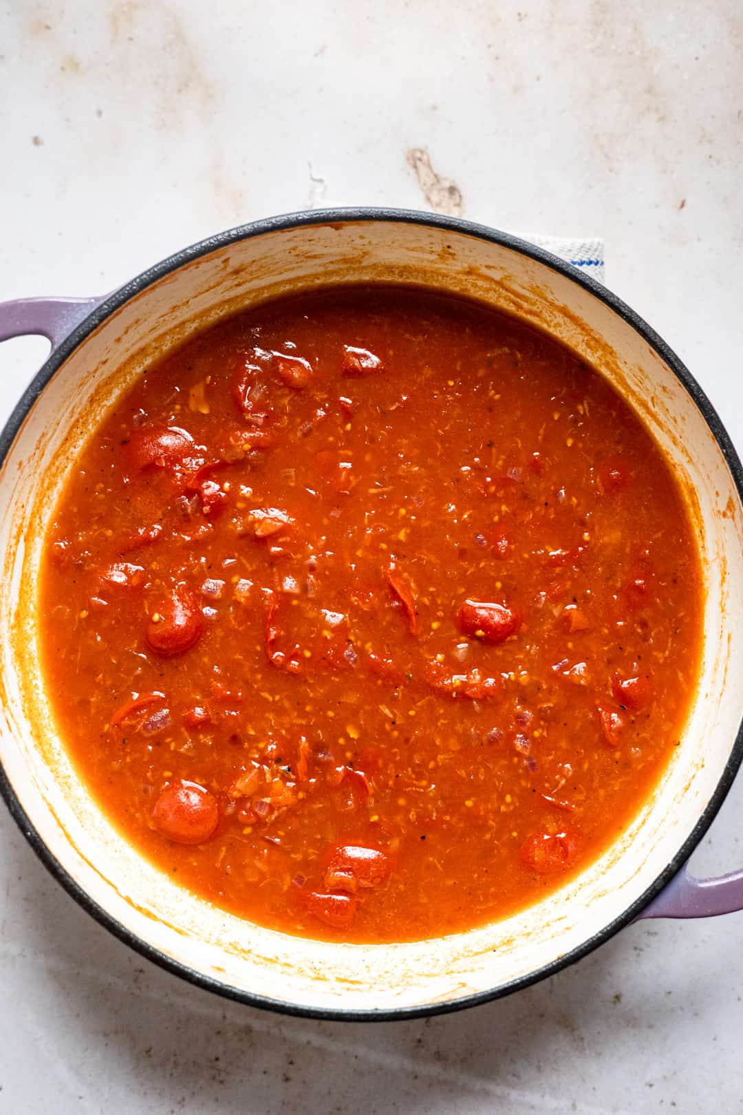 Tomato sauce for vegetable pasta bake.
