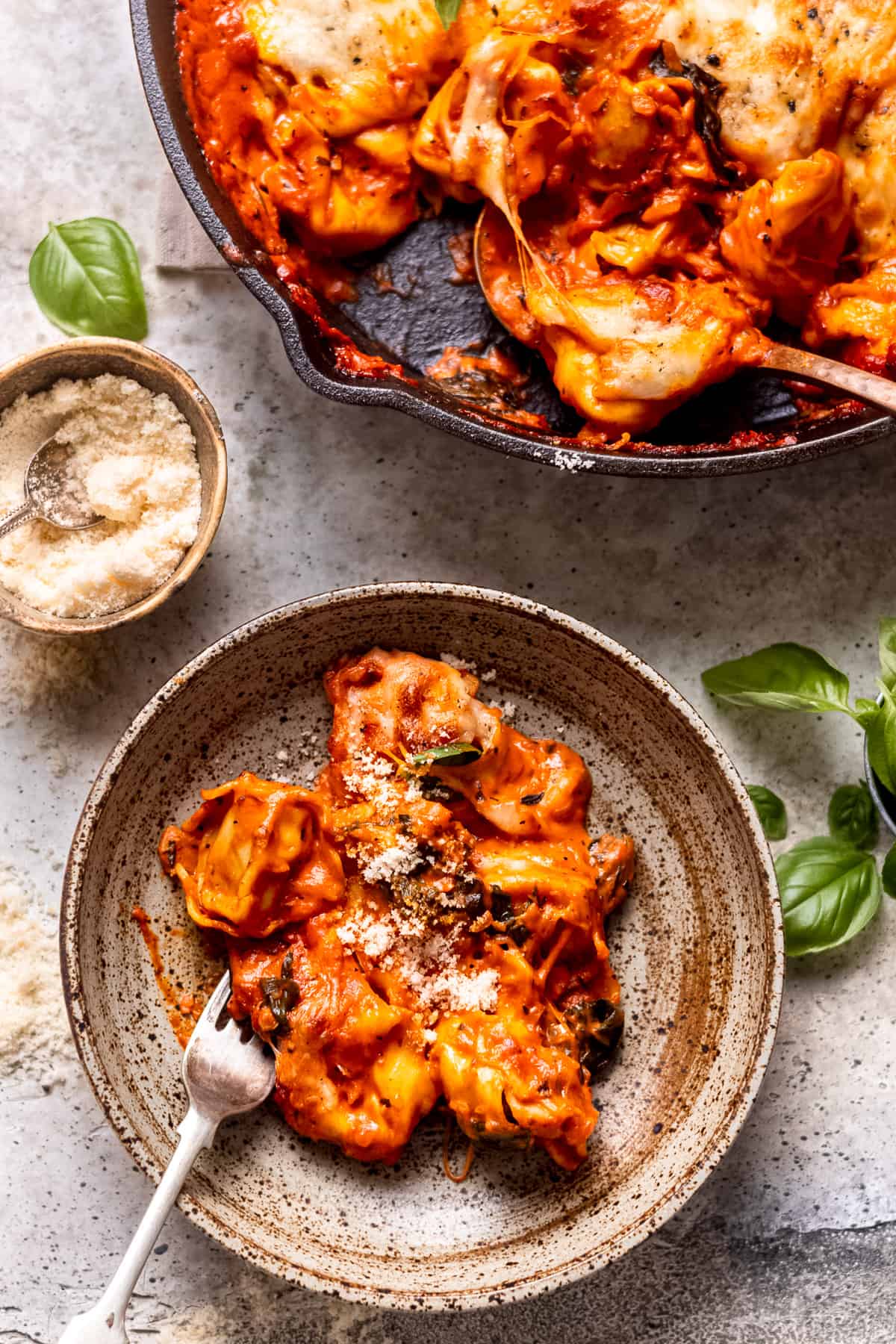 Baked cheese tortellini in a bowl.